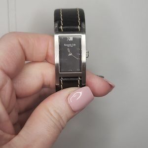 𝅺KENNETH Cole Ladies Watch Black Leather Strap